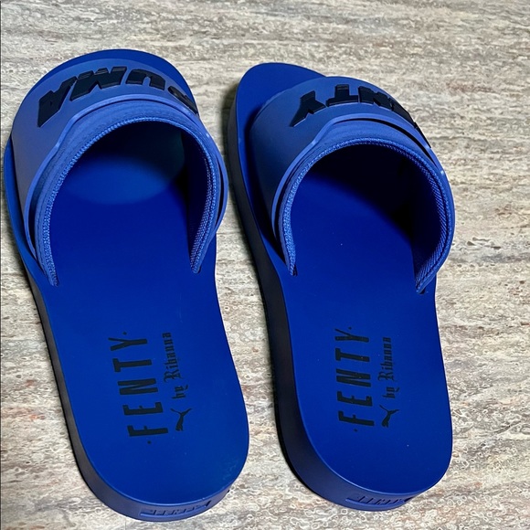 Fenty Puma by Rihanna Royal blue surf slides - Picture 2 of 16